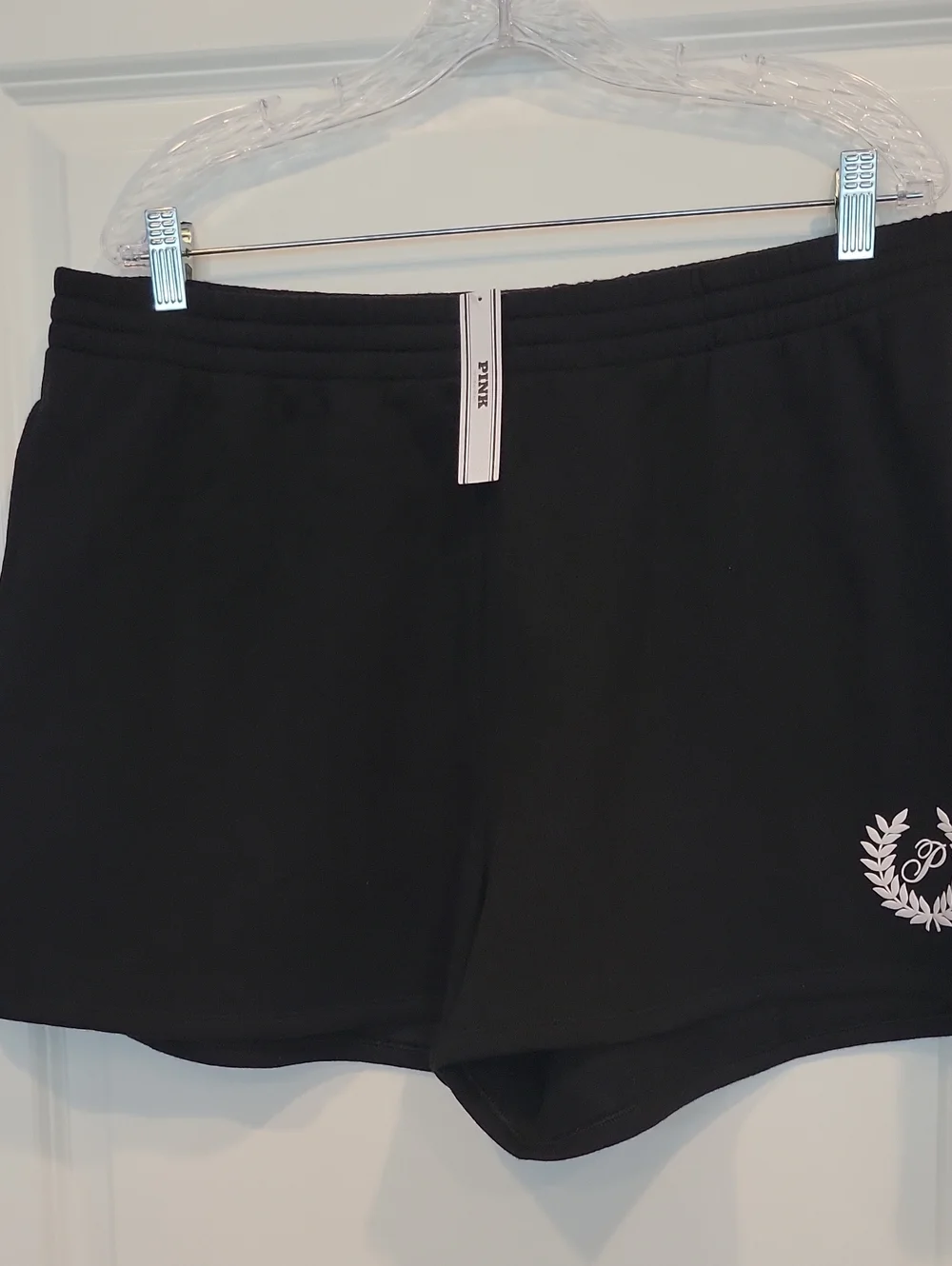 PINK Victoria's Secret Black Ivy Fleece Sweat Shorts White Crest Logo XXL NWT